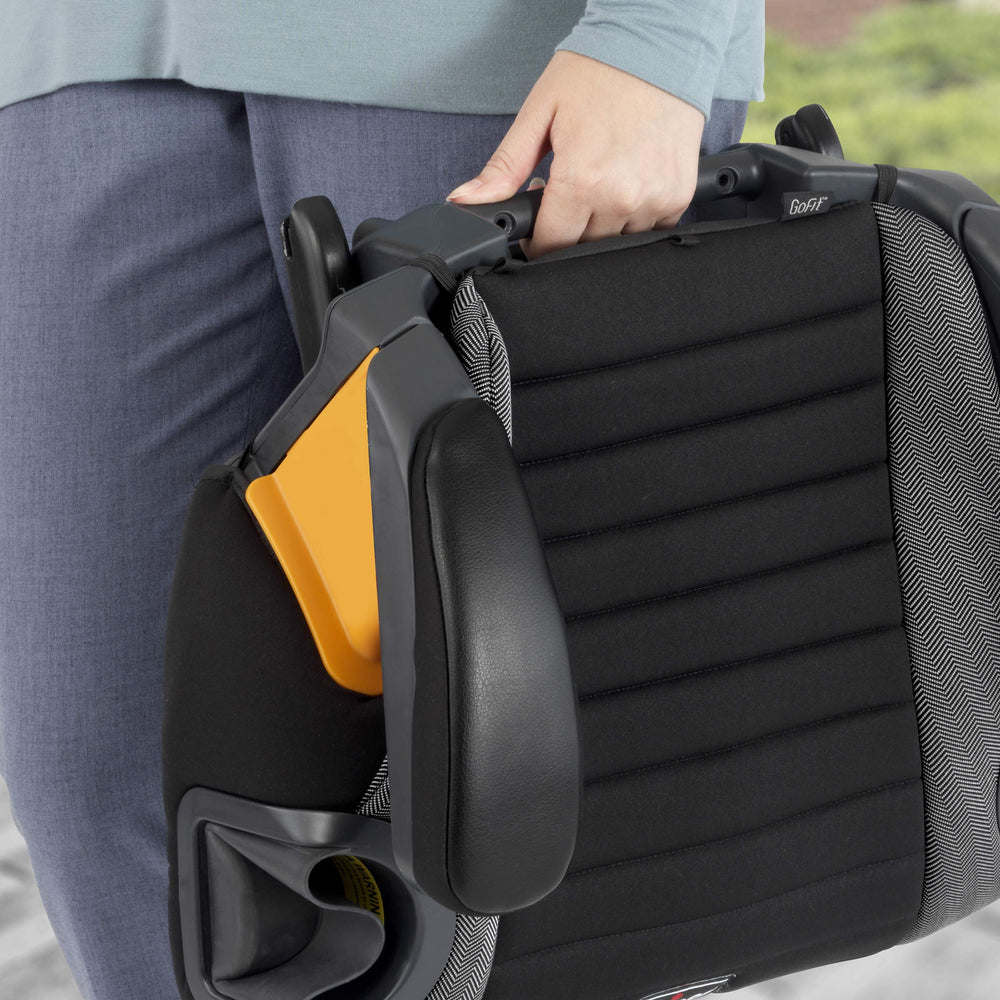 Chicco GoFit Plus removable dishwasher-safe cupholders simplify cleaning.