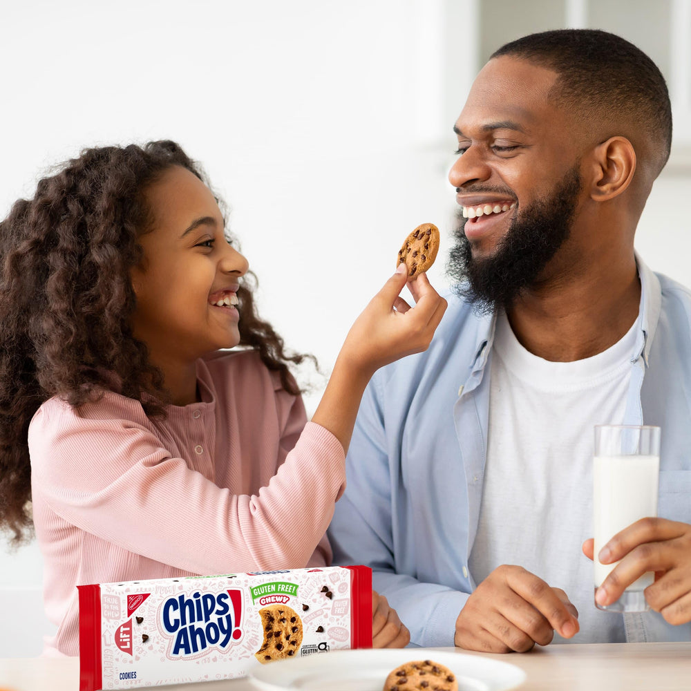 CHIPS AHOY! gluten free cookie rice oat flour blend detail.