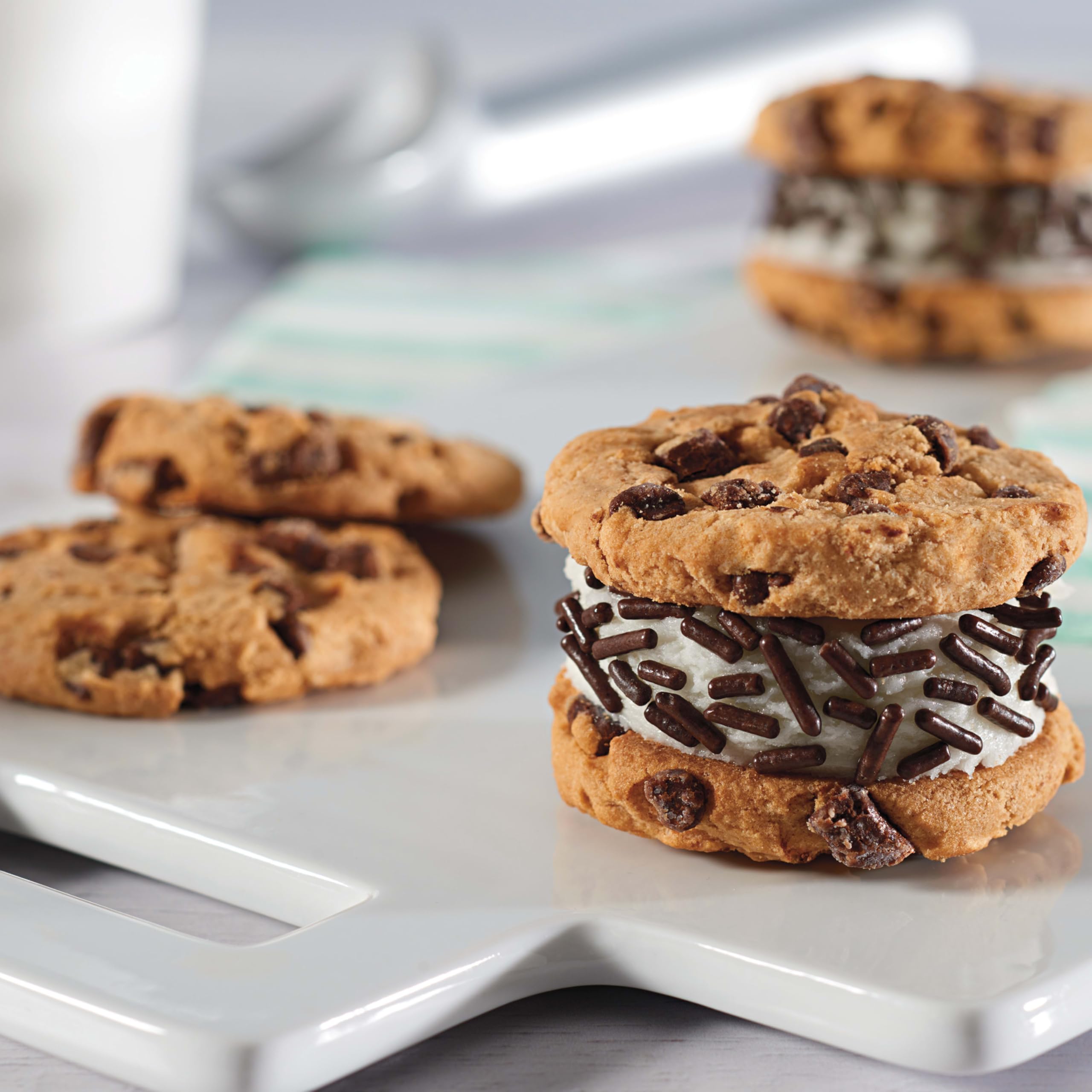 CHIPS AHOY! Ice-cream topping crumble adds chocolatey crunch