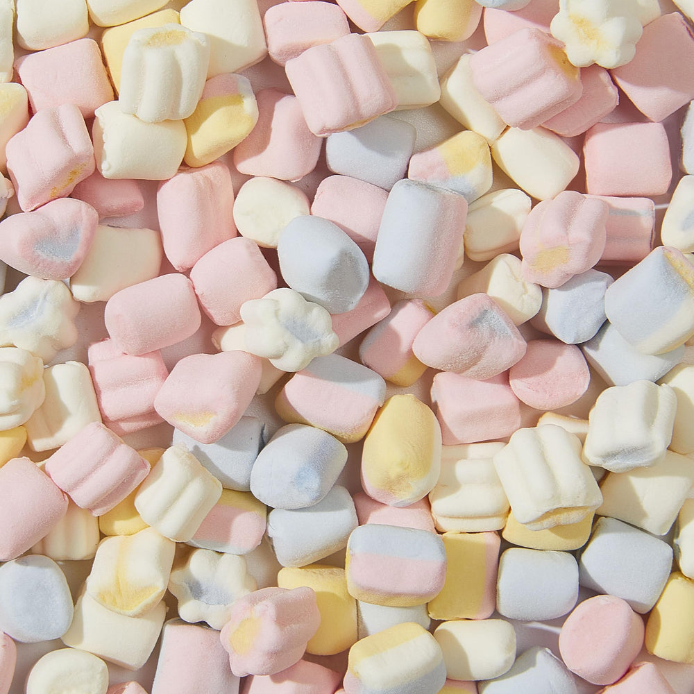 Packaging shows ingredients list and freeze-dried process for clear product details.