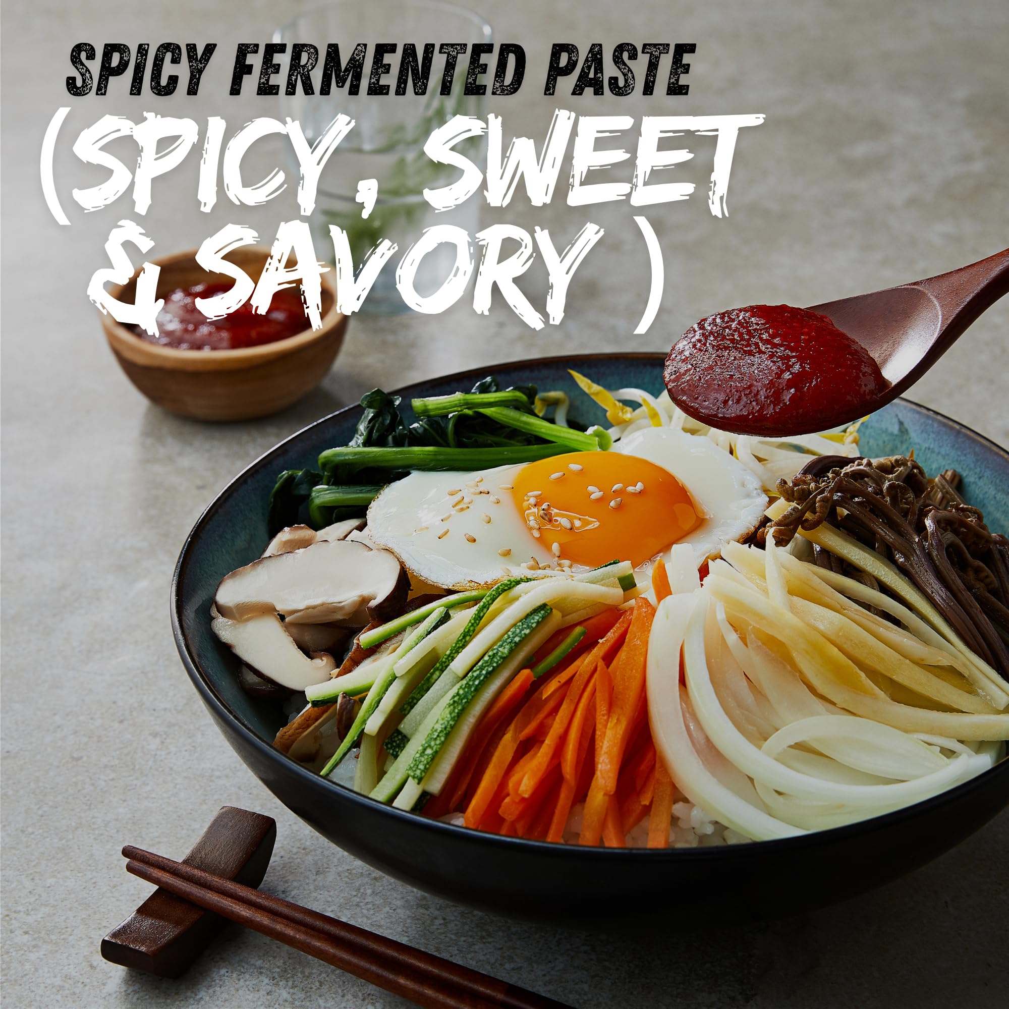 Chung Jung One gochujang bibimbap serving plate conveys balanced sweet-spicy aroma