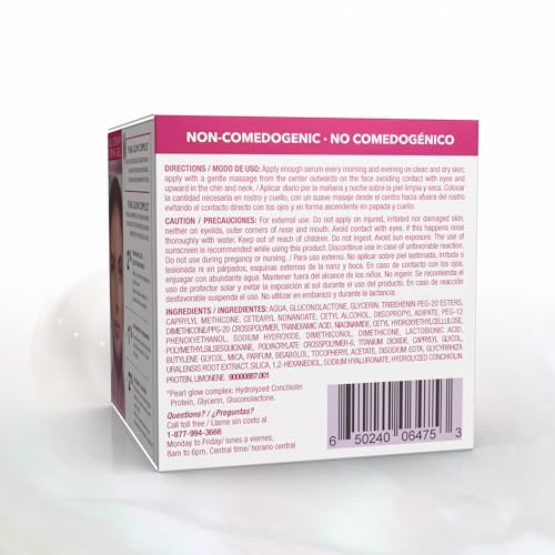 Cicatricure packaging design emphasizes radiance and dark spot reduction benefits.