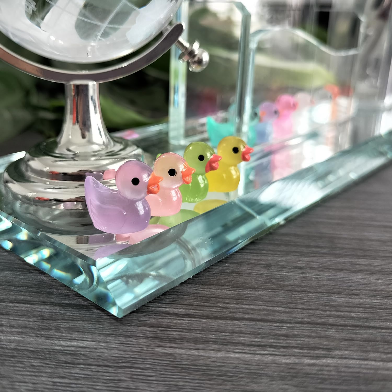 Cidinge waterproof resin ducks provide sturdy, durable decorative accents.