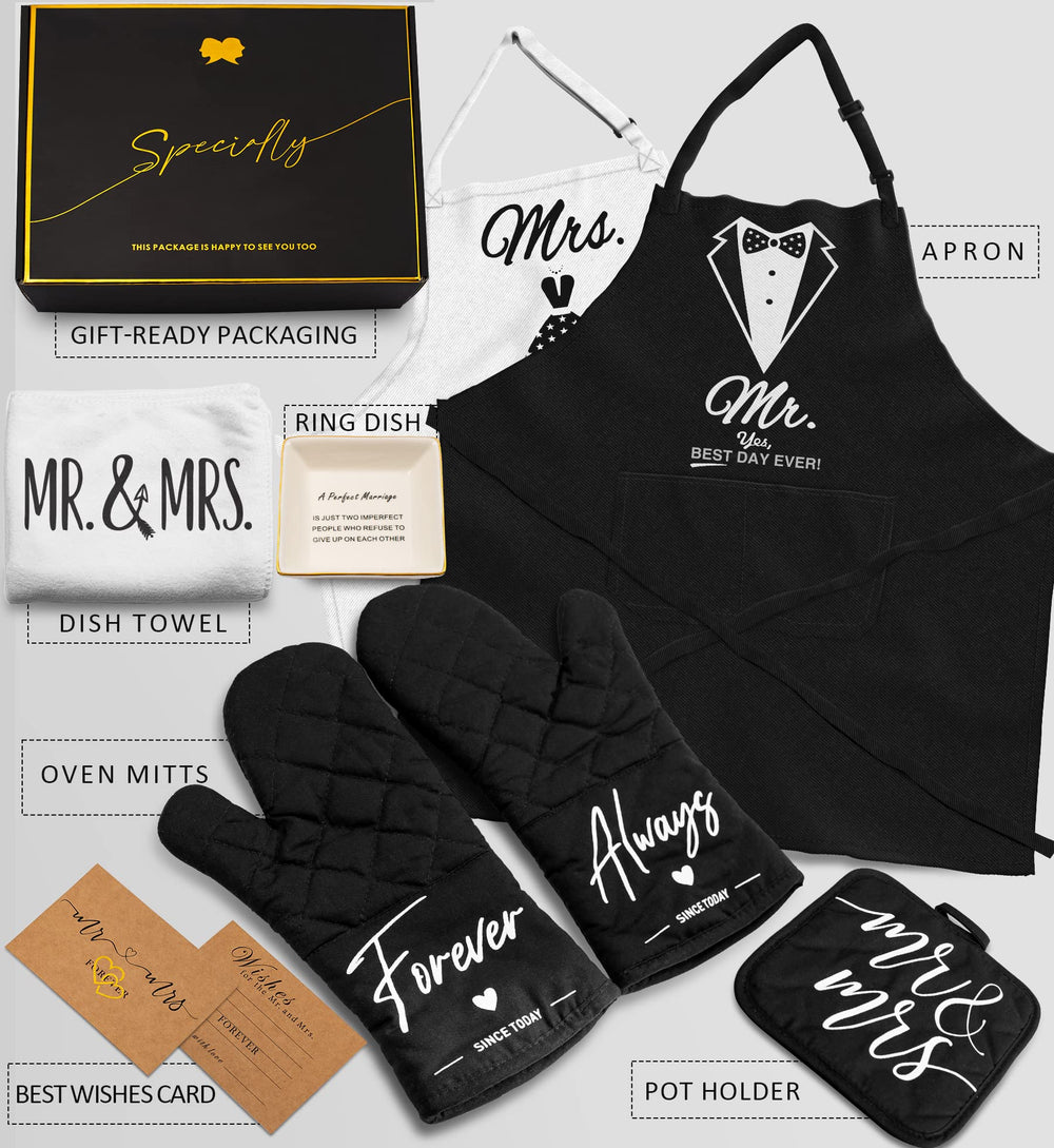 CITTA couple aprons with large pockets for easy prep and organization.