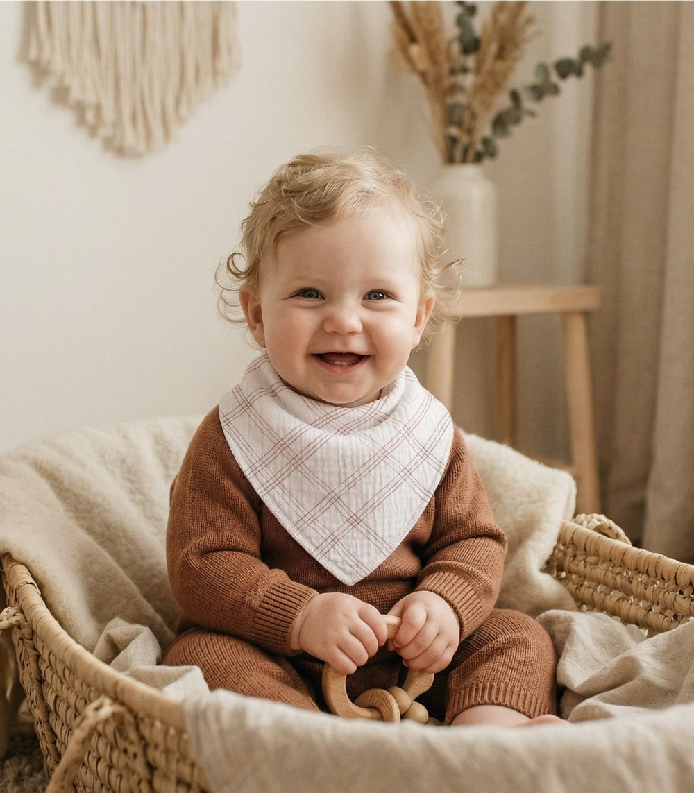 CIVARUA KIDS Muslin Bibs: soft muslin front with breathable back for comfort.