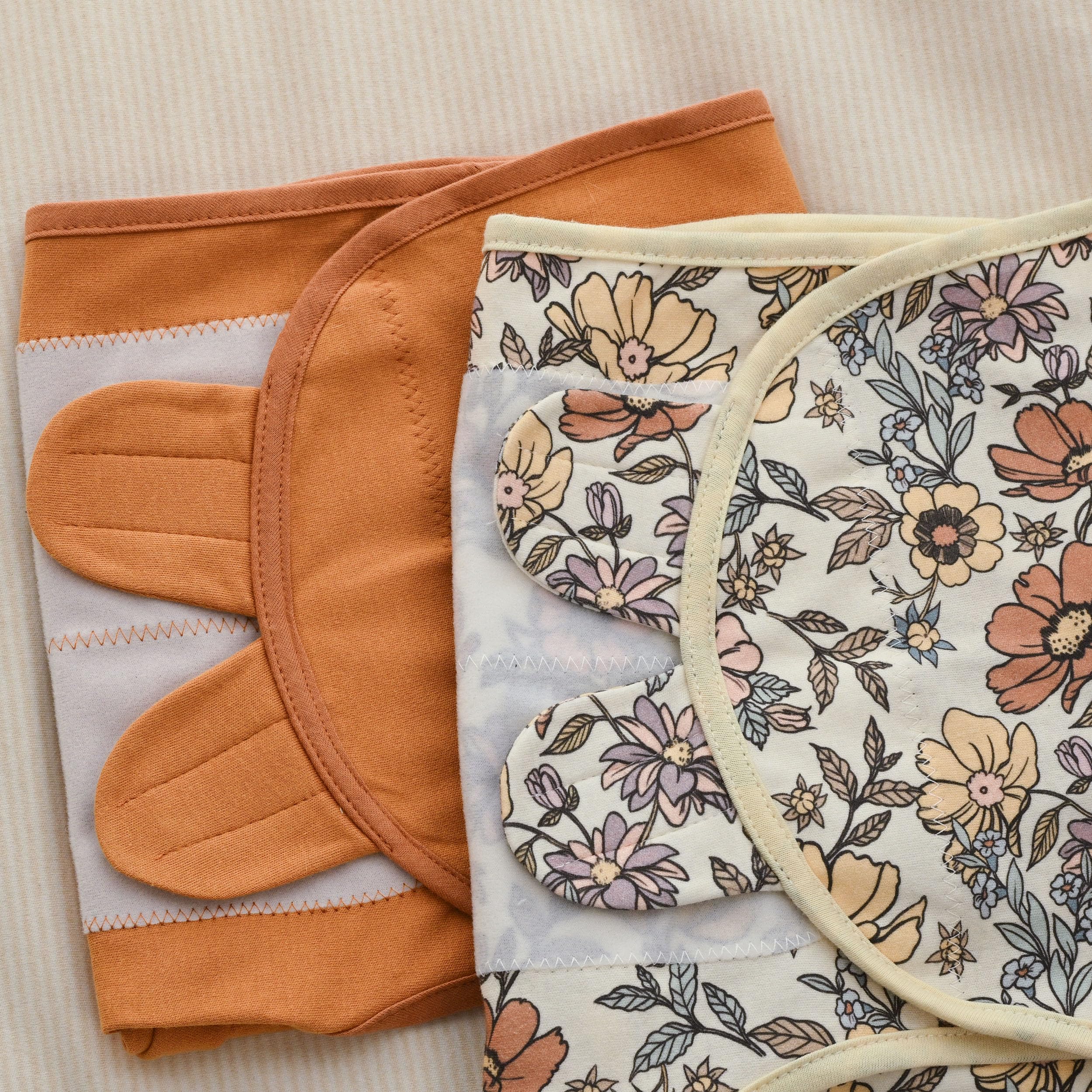 Civarua Kids adjustable Velcro tabs for gentle, secure swaddling.