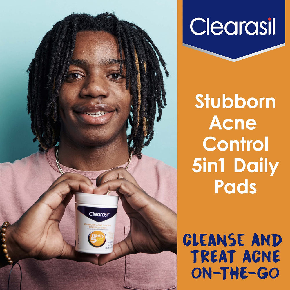 90-count box of Clearasil 5in1 pads for routine acne care.