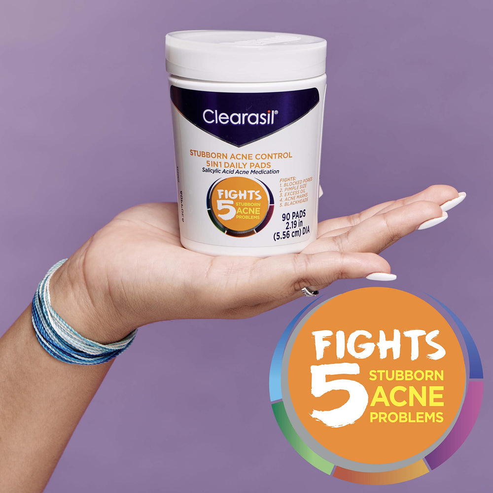 Perspective box view of Clearasil Stubborn Acne Control 5in1 pads.