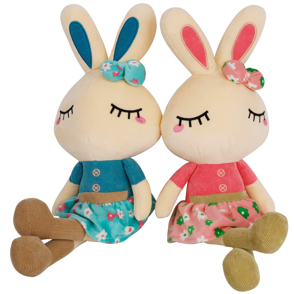 Cllayees Easter bunny plush pink close-up showing soft fur for cuddling.