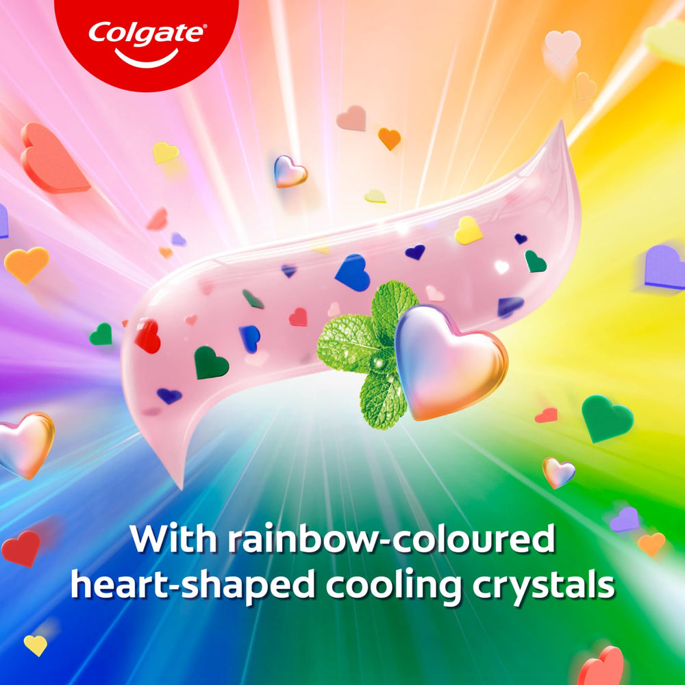Colgate MaxFresh triple mint flavour depicted with Menthol Peppermint Spearmint.