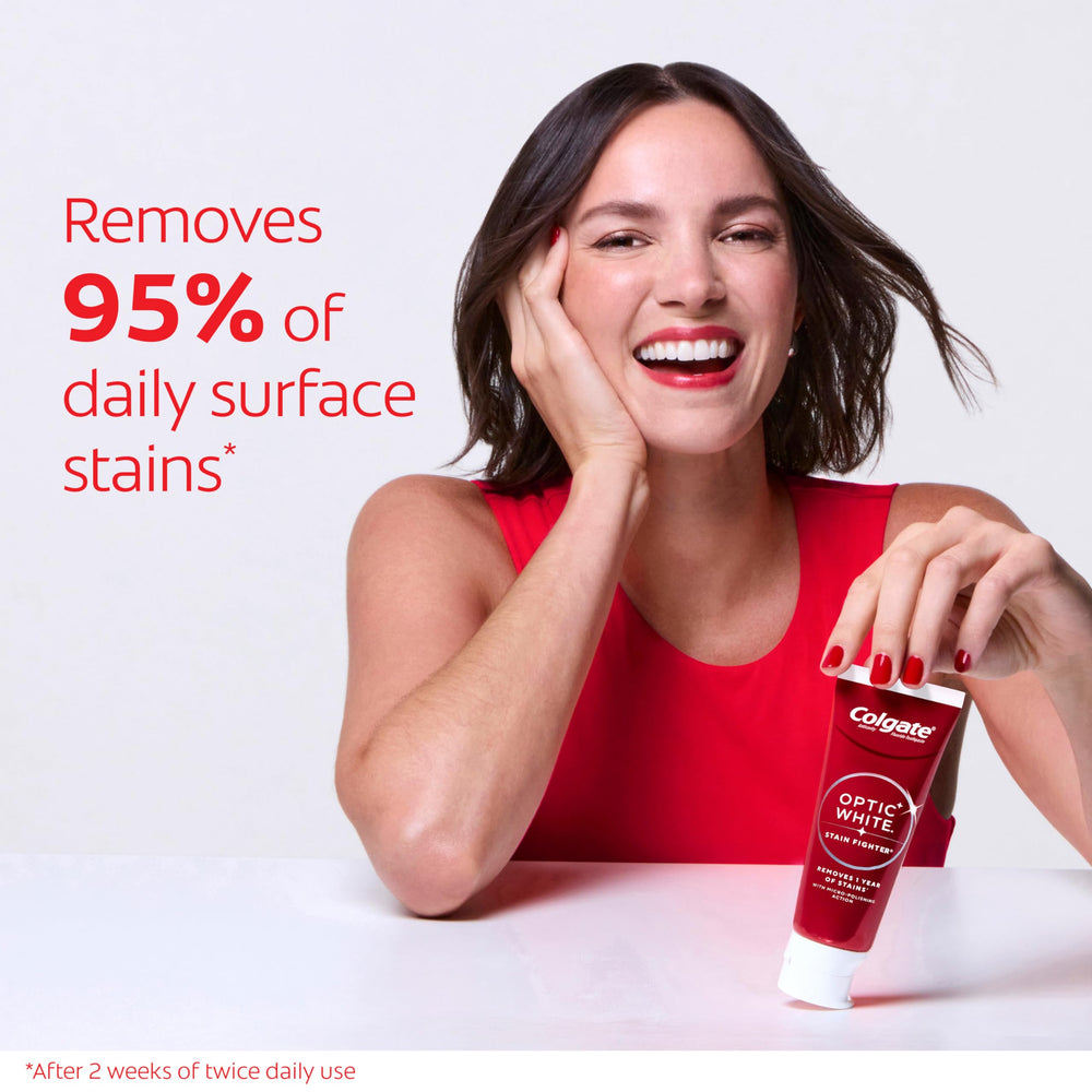 Colgate Optic White Stain Fighter micropolishing action visible on paste