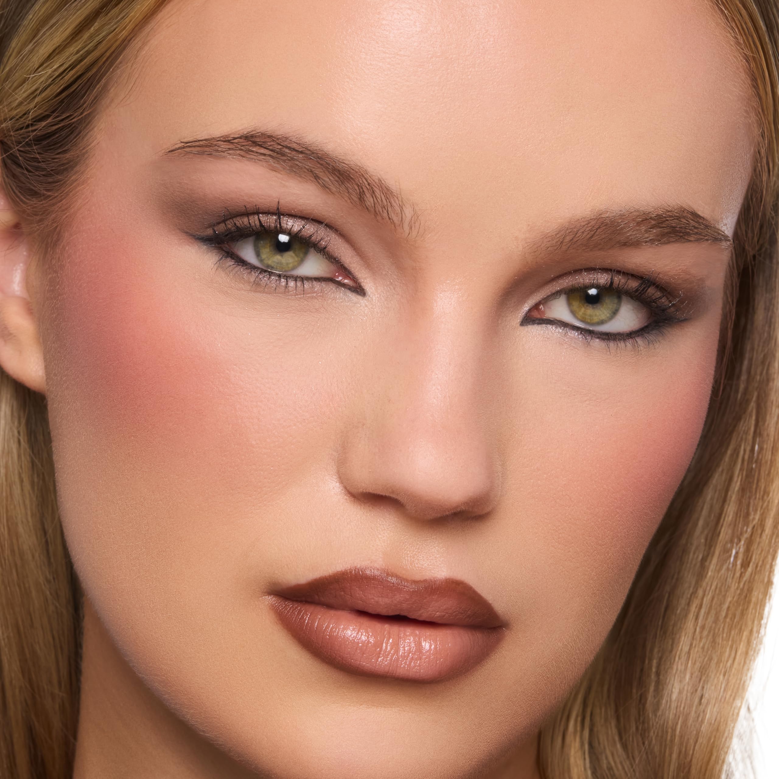 ColourPop Deja Brew matte nude swatches provide smooth blend and seamless transitions