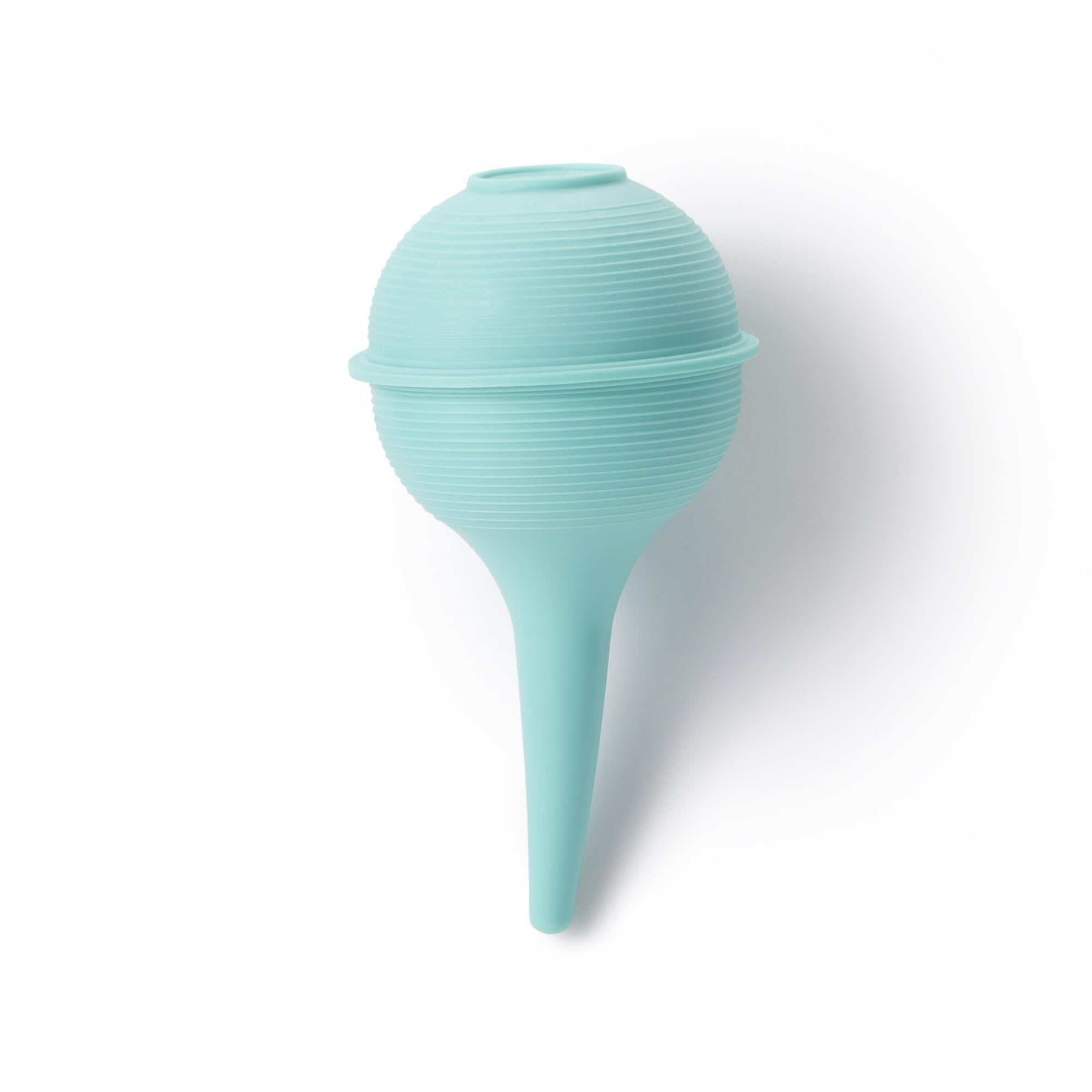 Comfort Axis ear irrigation syringe uses angled streams for safe cleaning.