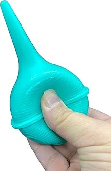 Comfort Axis ribbed bulb grip for secure handling during use.