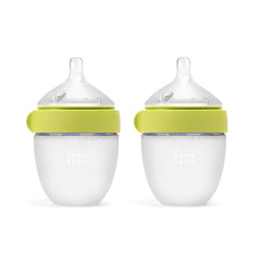 Comotomo Gen 2 5oz green bottle with dual anti-colic vents for calm newborn feeding