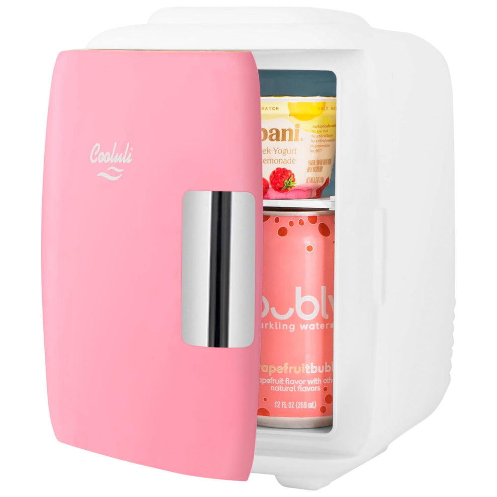 Cooluli 4L interior with removable shelf for flexible storage.