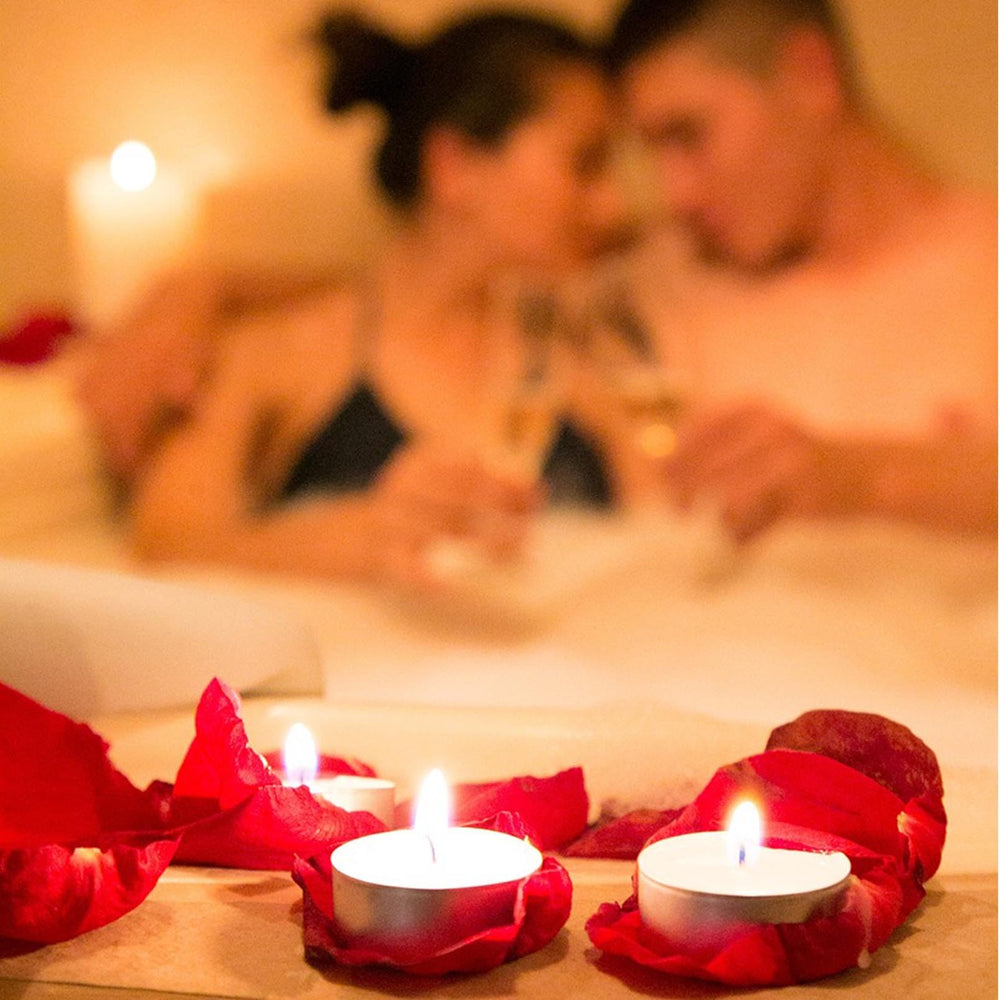 COTELEEC travel Shabbat-friendly tea light candles for on-the-go use.