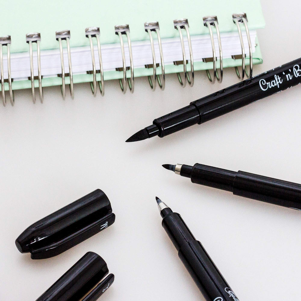Craft 'n' Beyond journaling-setup – easy start for hobbyists in doodles and notes.