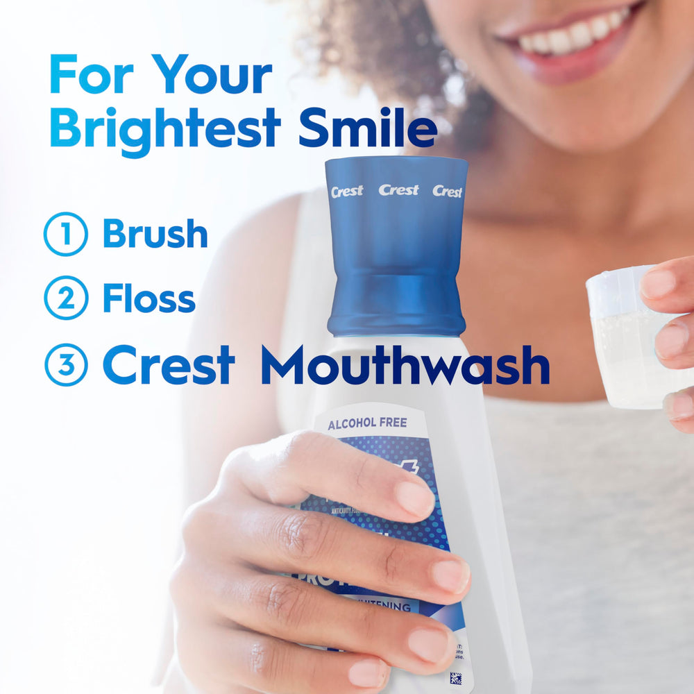 Minty energizing rinse shown in Crest Pro-Health Advanced close-up