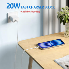 Cujiho Power Delivery charger speeds up charging for iPhone and iPad.