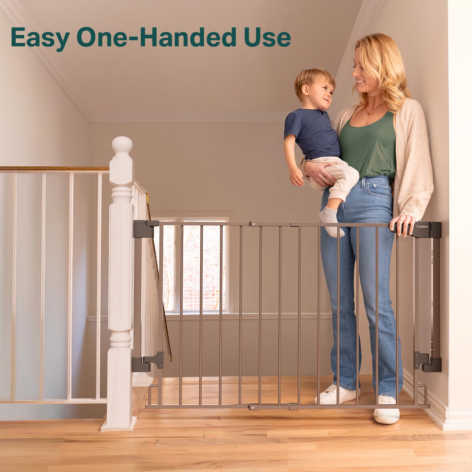 Cumbor extra-wide walk-through facilitates daily transitions.