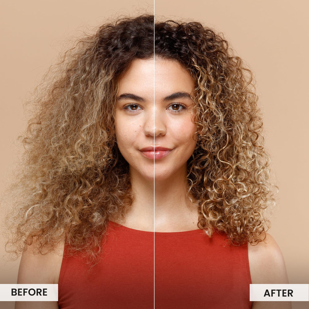 Curlsmith Hydro Style Flexi-Jelly smoothing moisture seal on curls