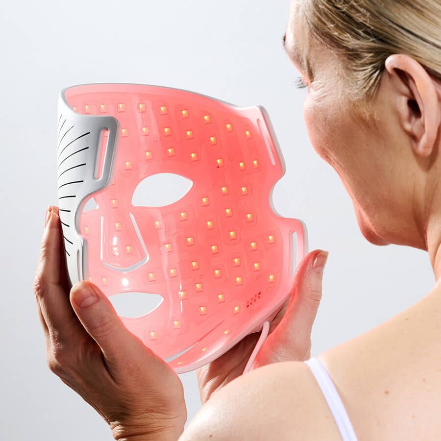 CurrentBody Skin LED Series 2 wavelengths 633nm, 830nm, 1072nm for versatile therapy
