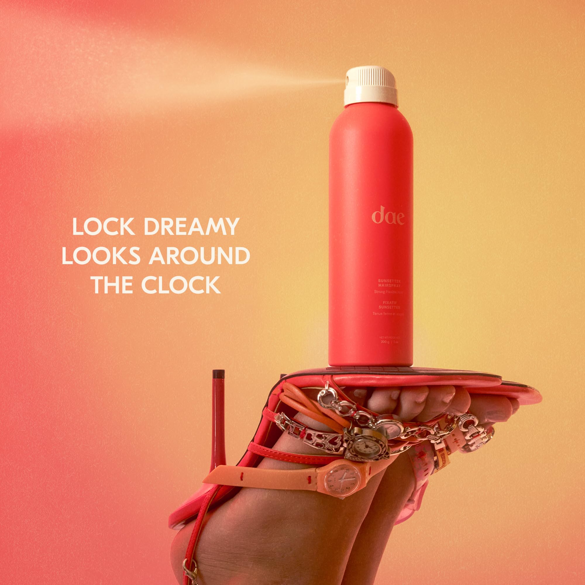 DAE Sunsetter frizz control in humidity scenario highlights anti-frizz potential.