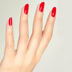 Daisy DND Ferrari Red duo-pack box showcasing matching gel and lacquer shade.