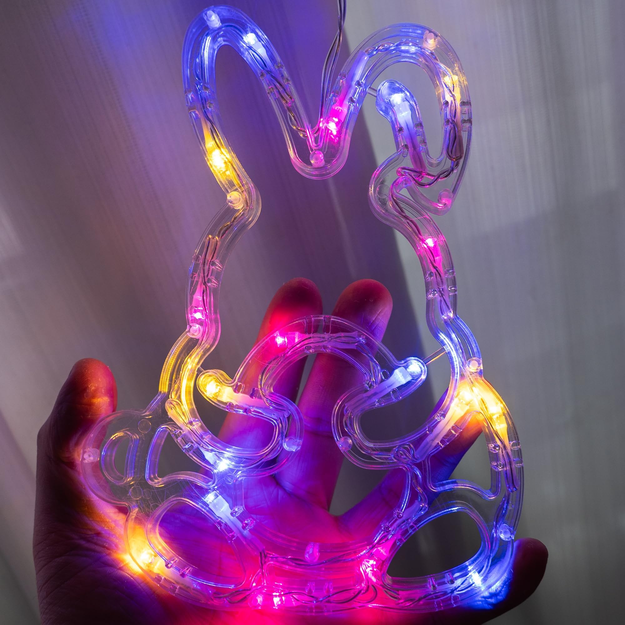 Dazzle Bright 8 modes enable waves, twinkle, and steady lighting.