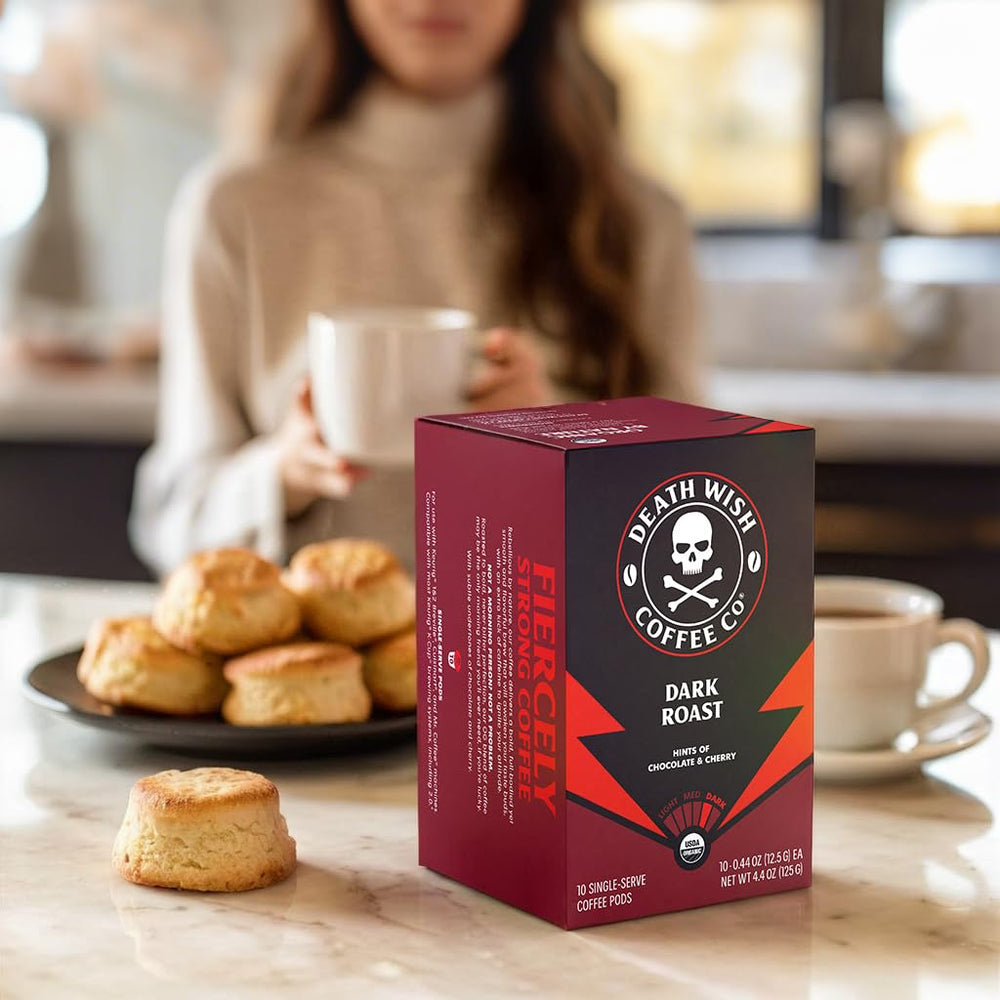 Dark roast blend ingredients: arabica and robusta for strength.