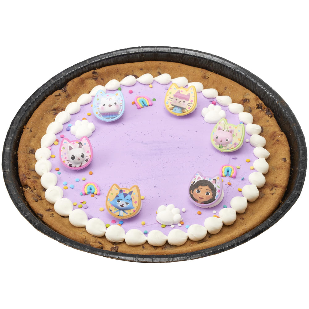 DecoPac Gabby's Dollhouse licensed ring features authentic DreamWorks design.