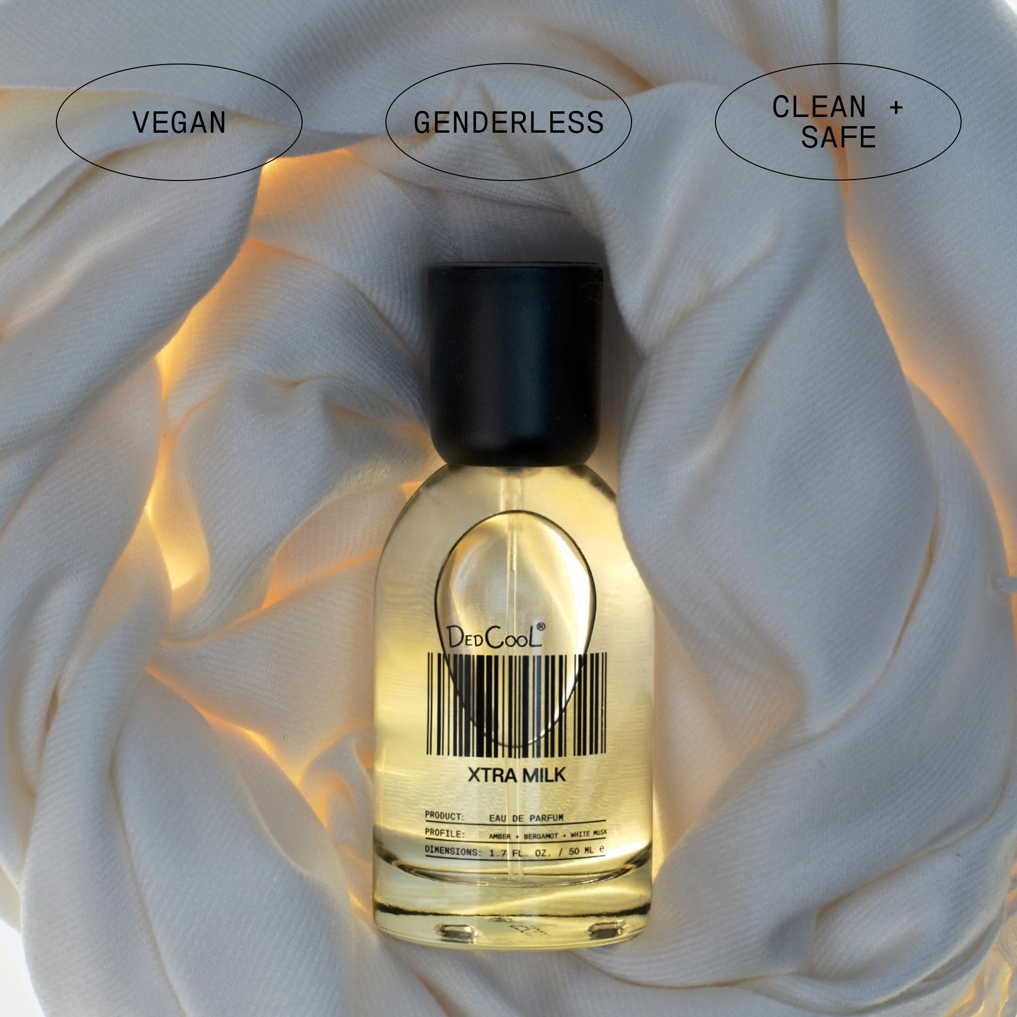 DedCool Xtra Milk mist close-up hints easy application and lasting aroma.