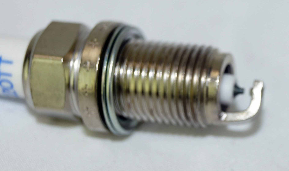 Denso 4504 spark plug installation guide for quick replacement.