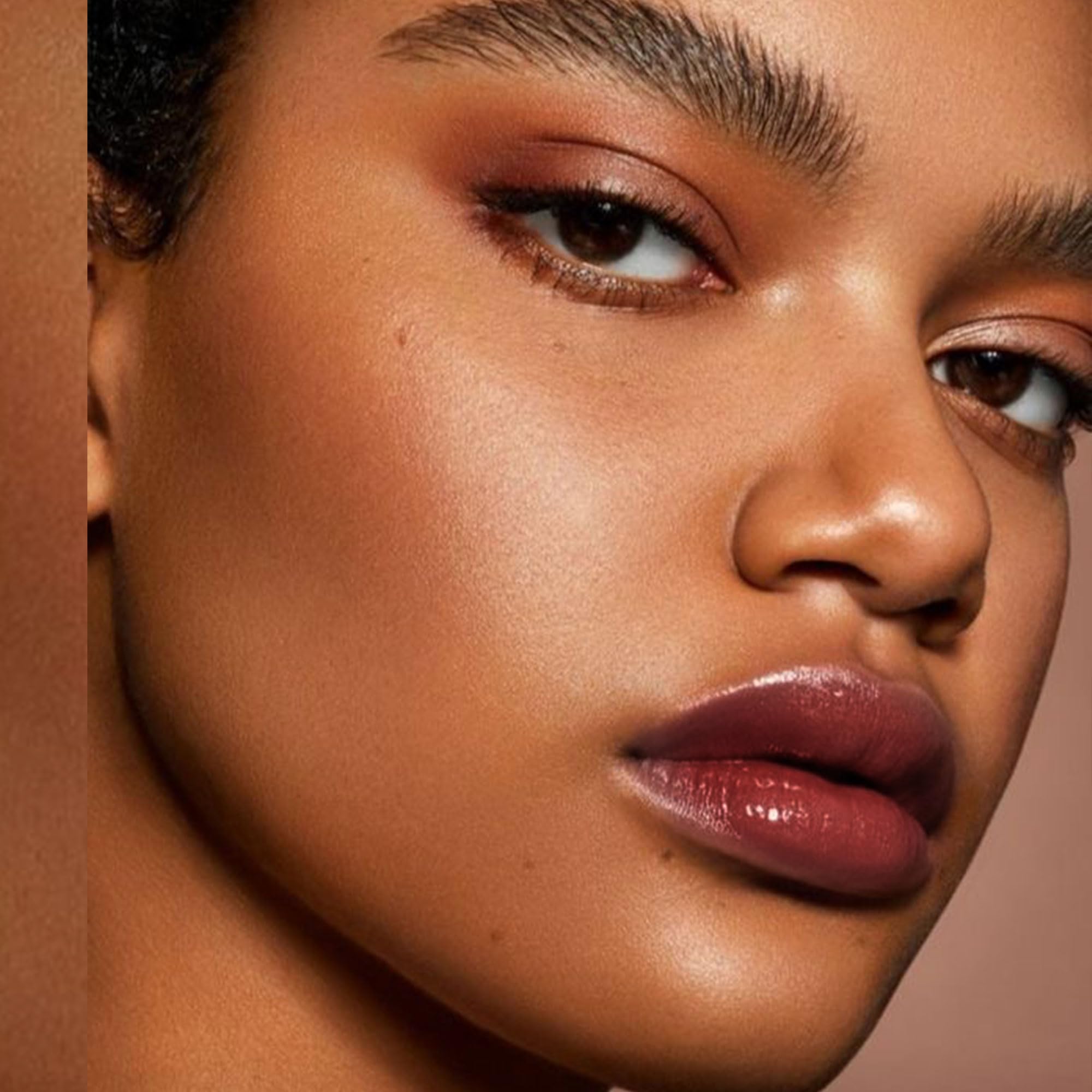 Depuplum Berry Lipstick clean formula gentle on skin