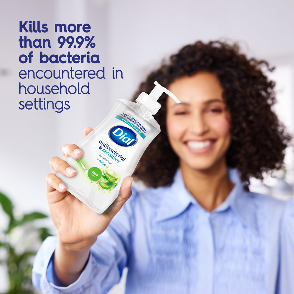 Dial Antibacterial Defense Aloe foaming lather showing rich cleansing foam.