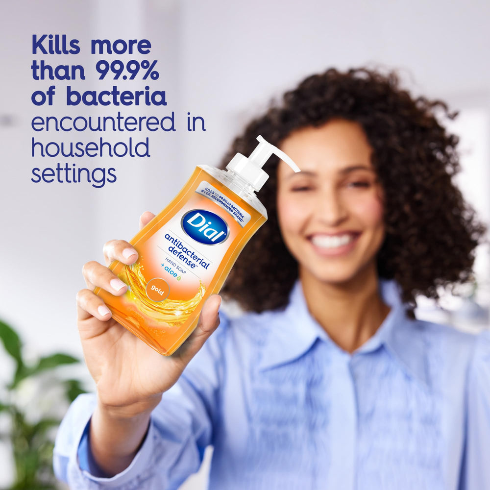 Dial Antibacterial Defense Gold pump demonstrates easy dispensing and rich lather.