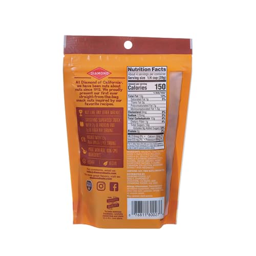 Diamond of California Sweet Maple Walnuts packback—nutritional details help make mindful snacking choices.