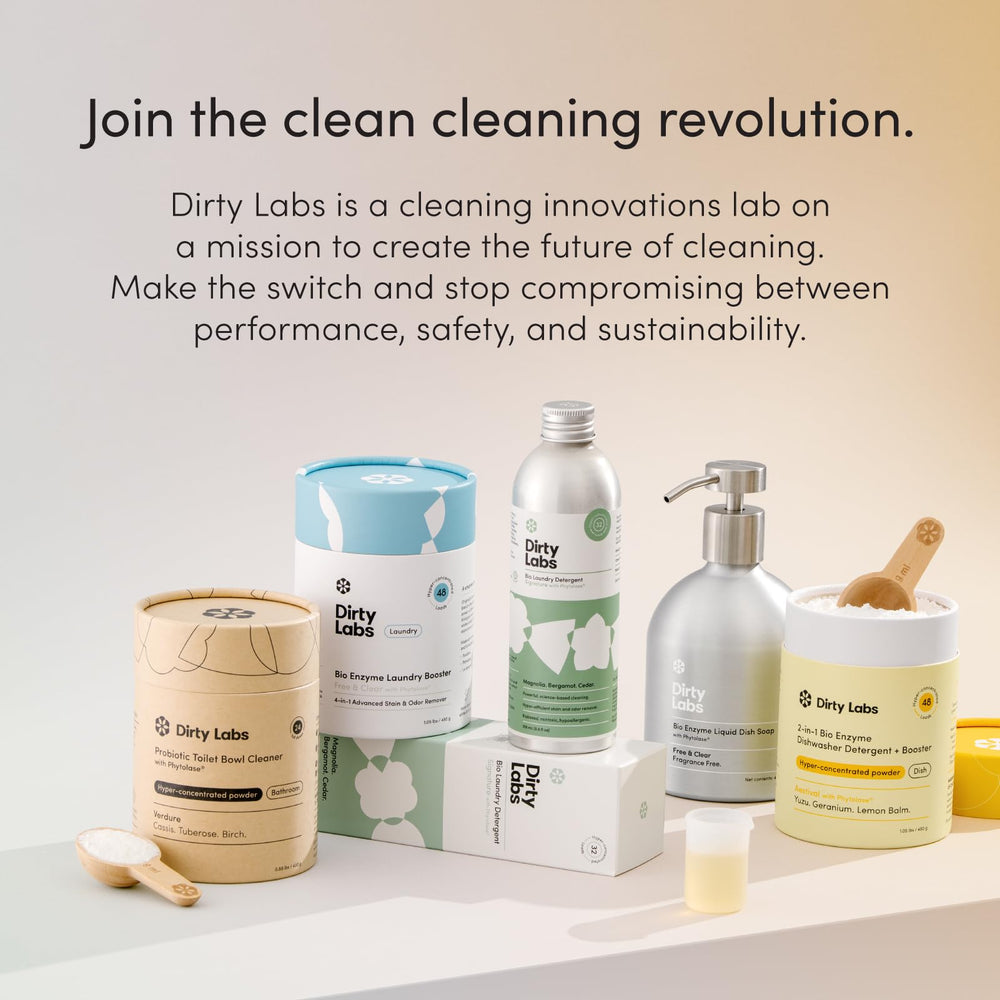 Eco packaging with recyclable cardboard box emphasizes reduced waste.