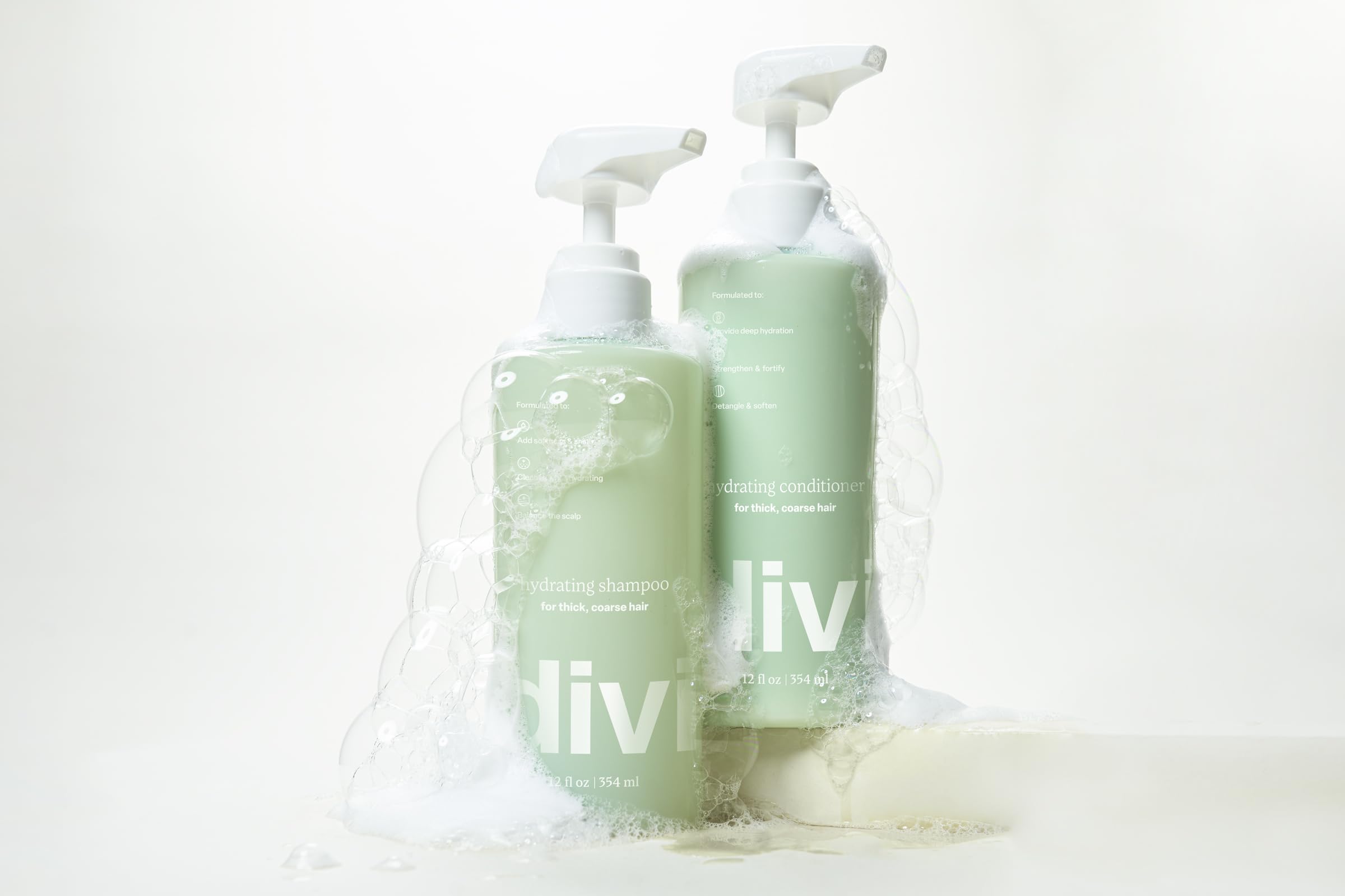 Divi vegan and cruelty-free certification badge on packaging.