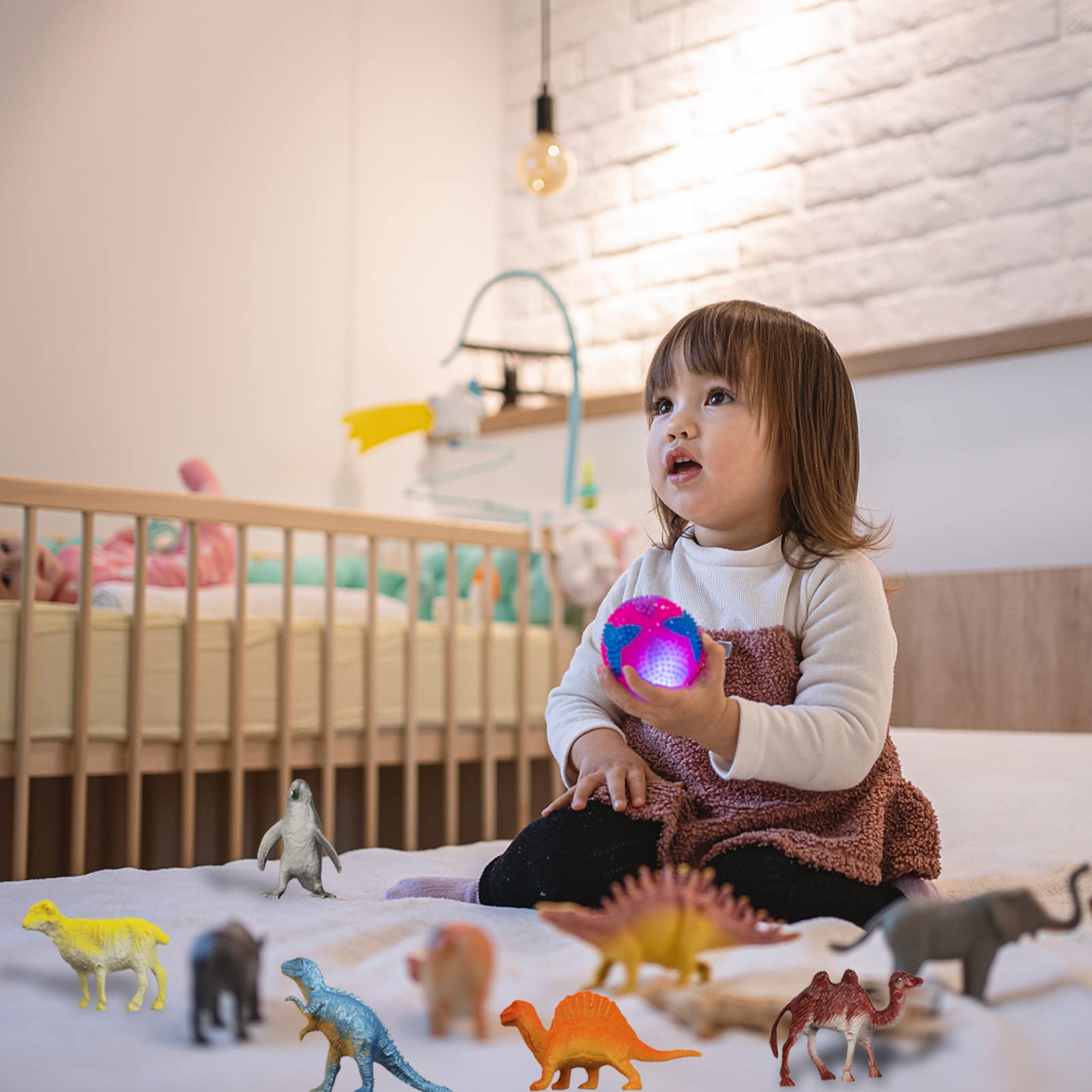 DOITEM educational play set encourages sorting and fine motor skills development