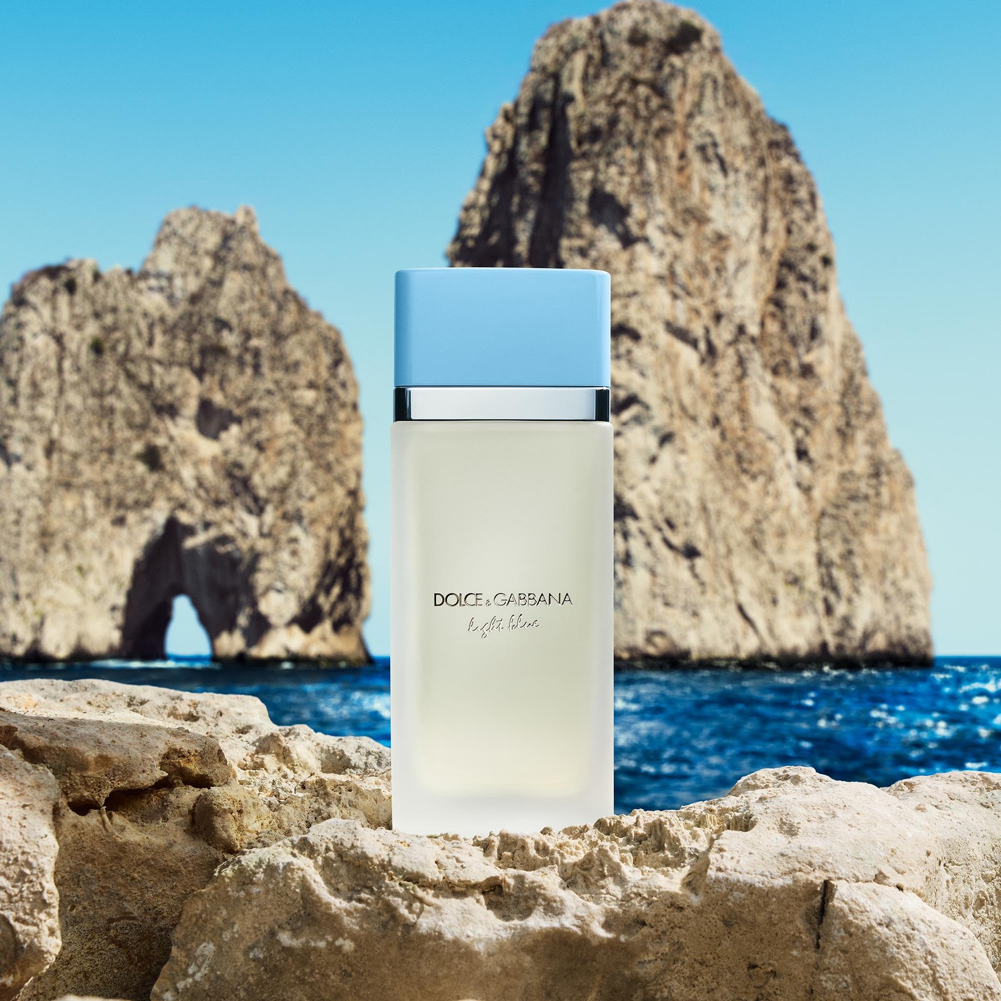 Dolce & Gabbana Light Blue travel spray box packaging for premium unboxing.