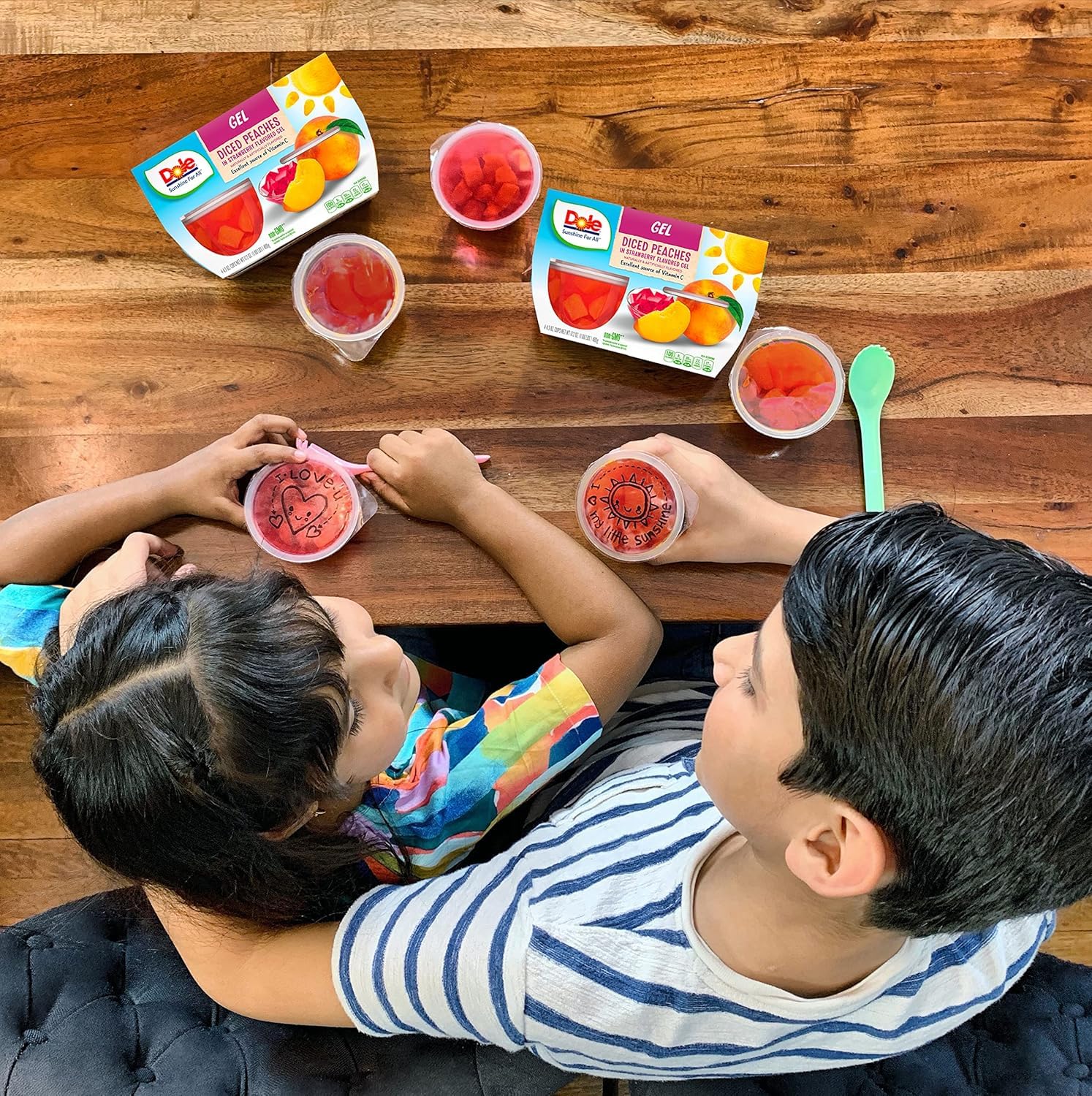 Dole peaches with strawberry gel are perfect for picnics.