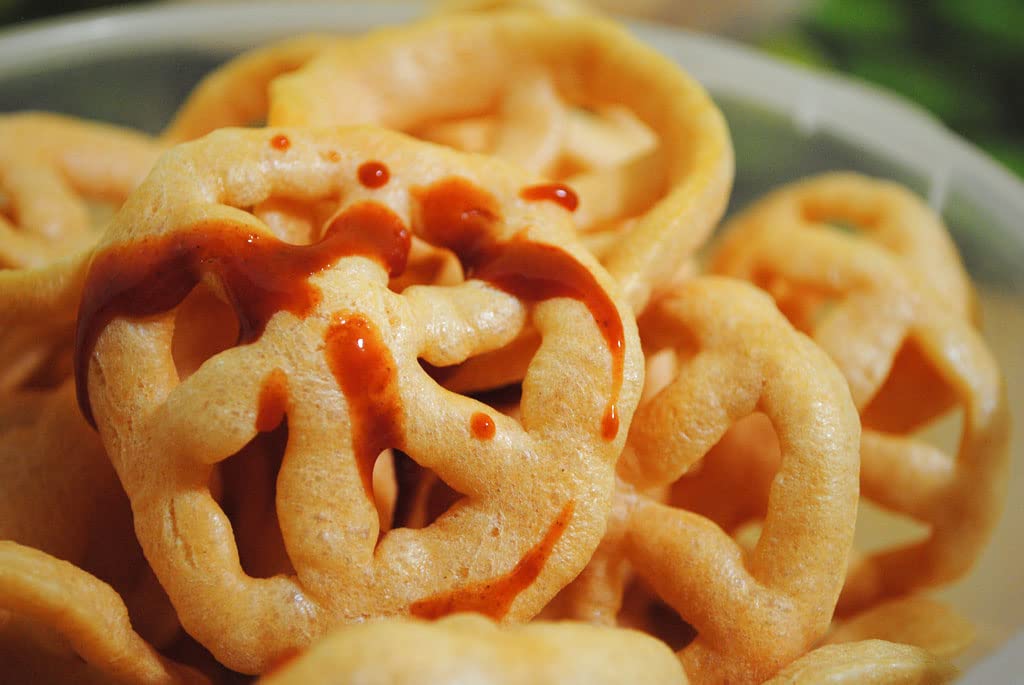 Don Turinos Duritos Wheels frying in oil for extra crunch.