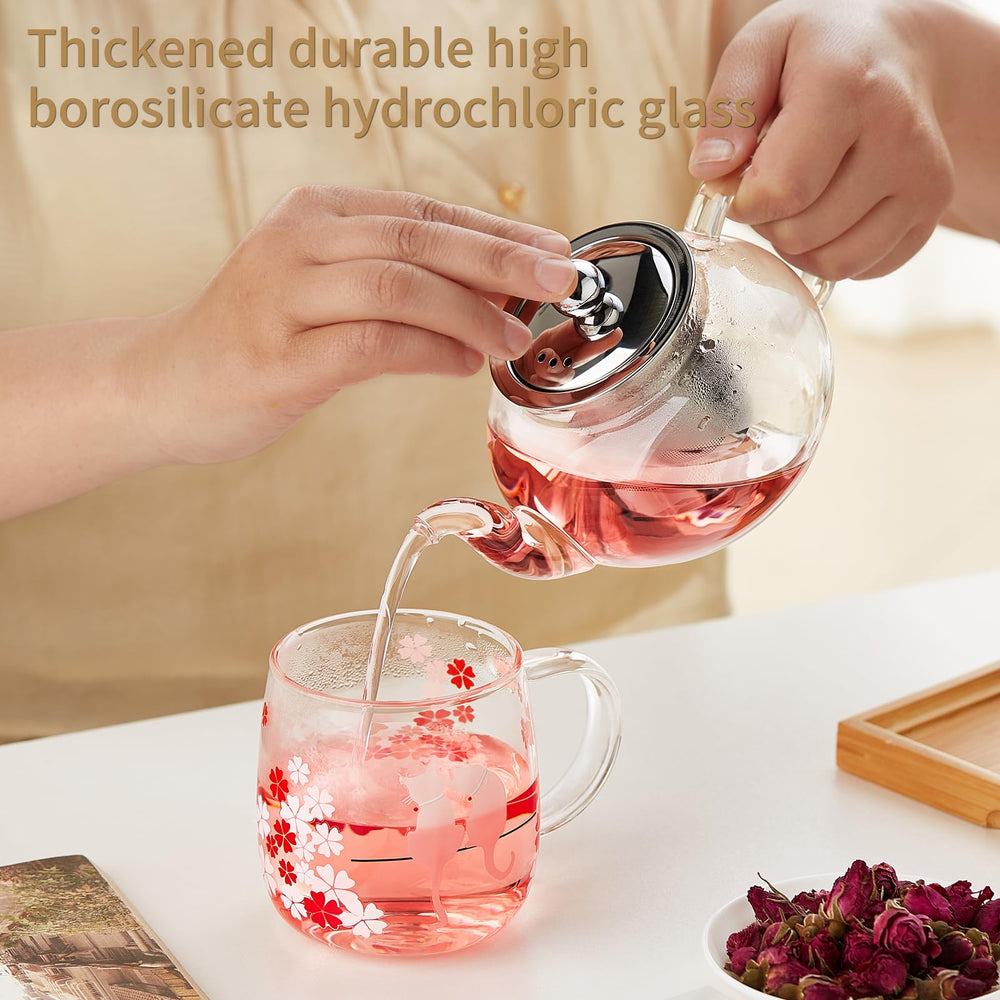 DOPUDO borosilicate glass teapot highlights clarity for blooming tea sessions.