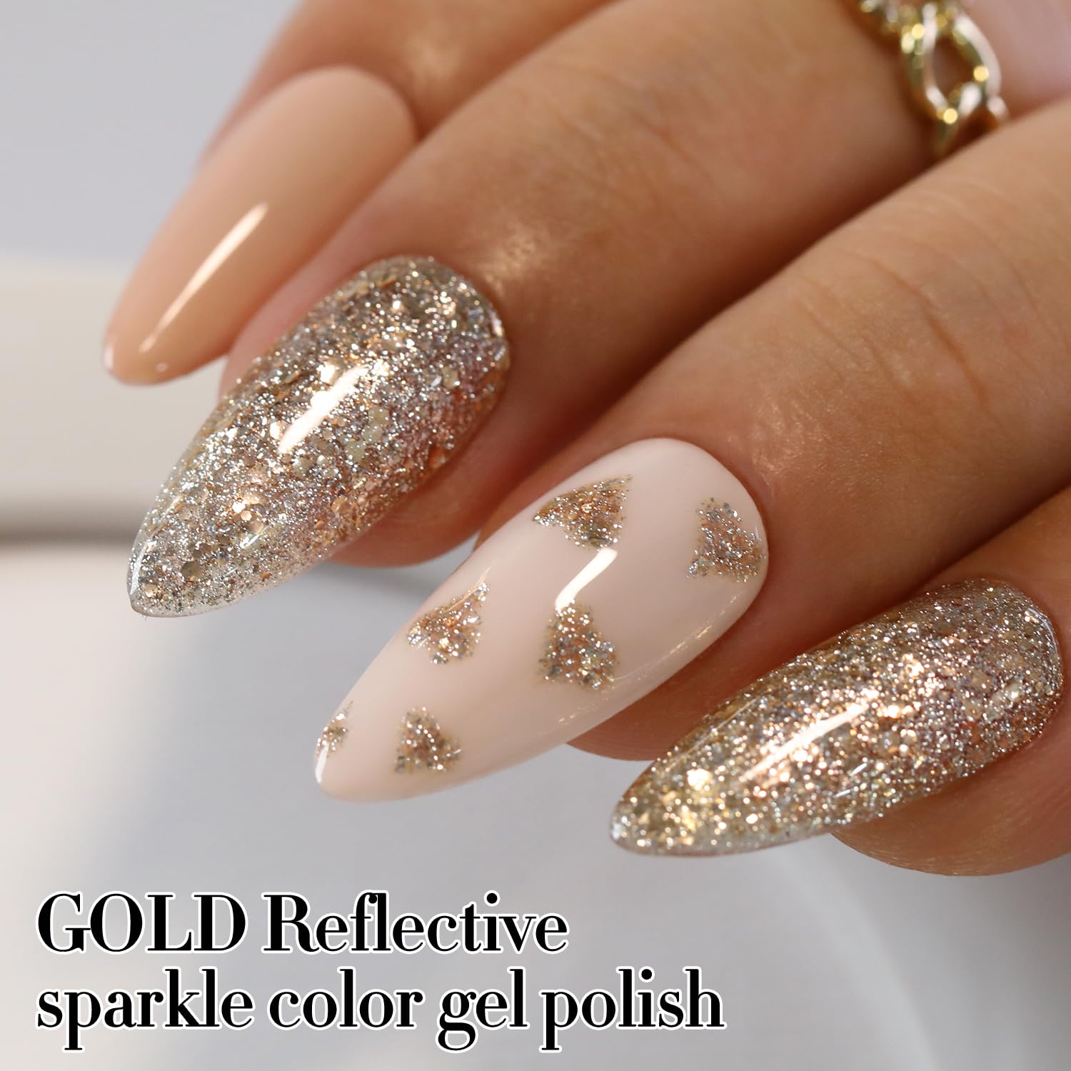Double Rhythm holographic glitter finish adds eye-catching shine to nails.