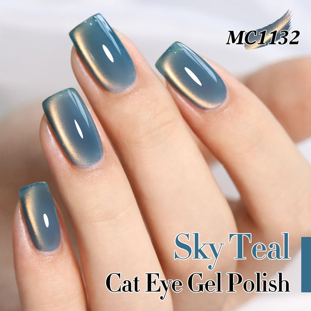Double Rhythm magnetic glitter cat eye effect under bright light showing color shifts.
