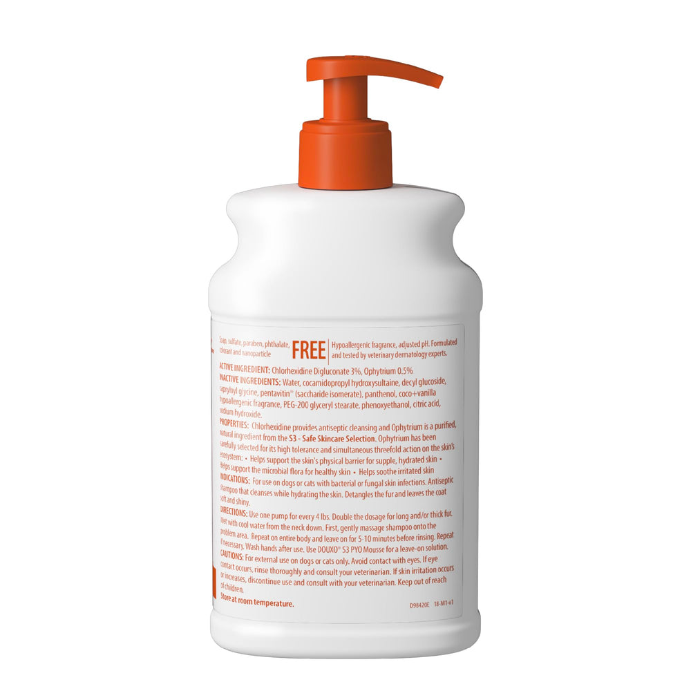 Douxo S3 Pyo Shampoo dog-cat-bath-scene suggests routine pet care.