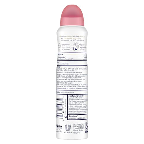 Dove Advanced Care Powder Soft spray mist underarm demonstrates quick-dry, long-lasting odor control.