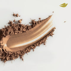 Dove Brunette Brillance spray-on roots demonstrates even application.